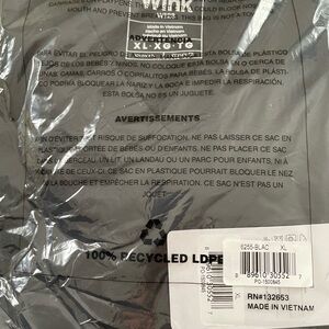 WonderWink women’s scrub tops (5) and pants (4)